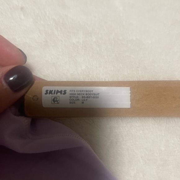 SKIMS Light Purple Bodysuit - Picture 4 of 4